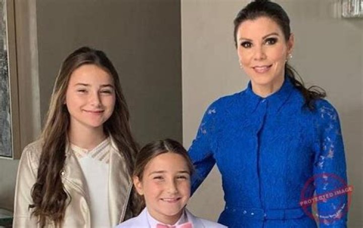 Brisa Carrillo Bio, Wiki, Age, Height, Family, Husband, Songs, and Net Worth