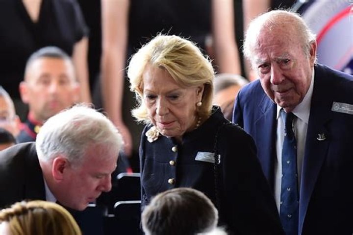 Charlotte Mailliard Shultz’s net worth, biography, fact, career, awards and life story