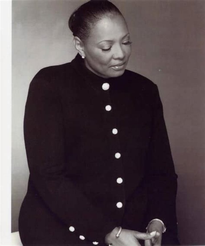 Dr. Iona Locke Husband, Wiki, Bio, Age & Cause Of Death Explained