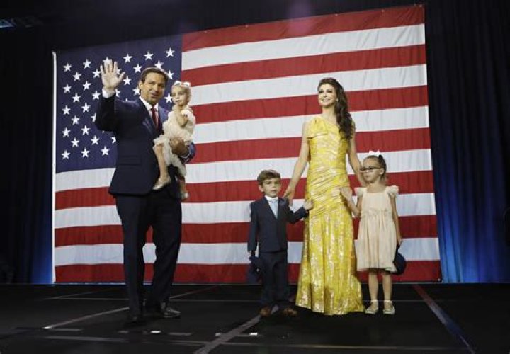 How many children does Ron DeSantis have? Does DeSantis have a family? Where was DeSantis born? Who are the parents of Ron DeSantis?
