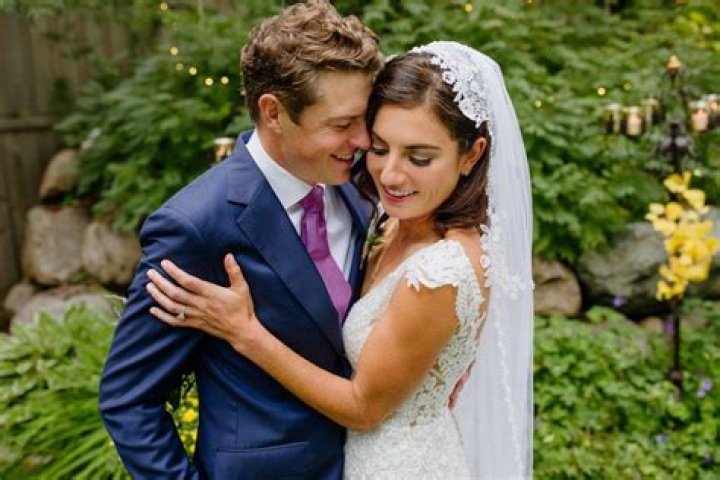 Jamie Leary Bio, Wiki, Age, Husband, CBS Denver, Salary, Net Worth and Height