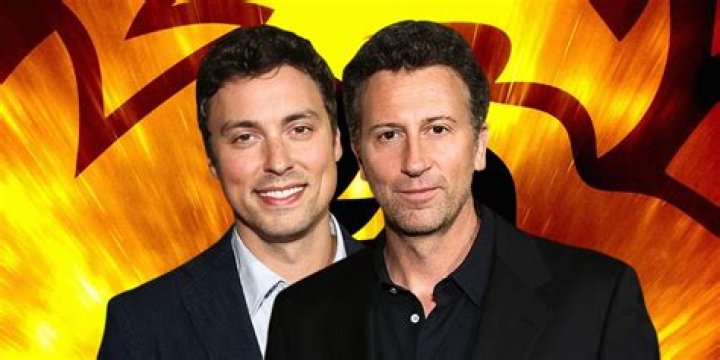John Francis Daley Bio, Age, Height, Career, Net Worth, Wife, Movies and Shows