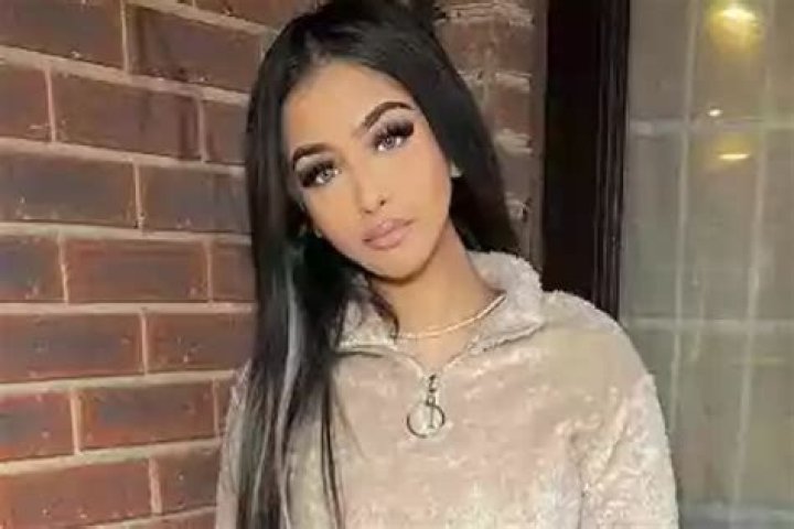 Mahek Bukhari Age, Height, Tik Tok, Instagram