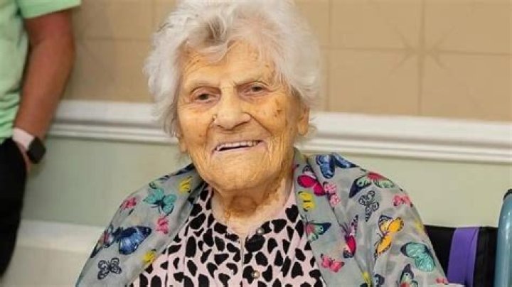 Meet Kane Tanaka, Oldest Living Person, Know More About her Age, Height, Family, Bio