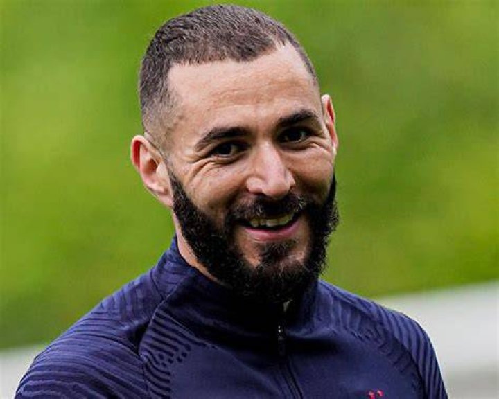 Nafissa Benzema- Wiki, Age, Boyfriend, Ethnicity, Net Worth, Height