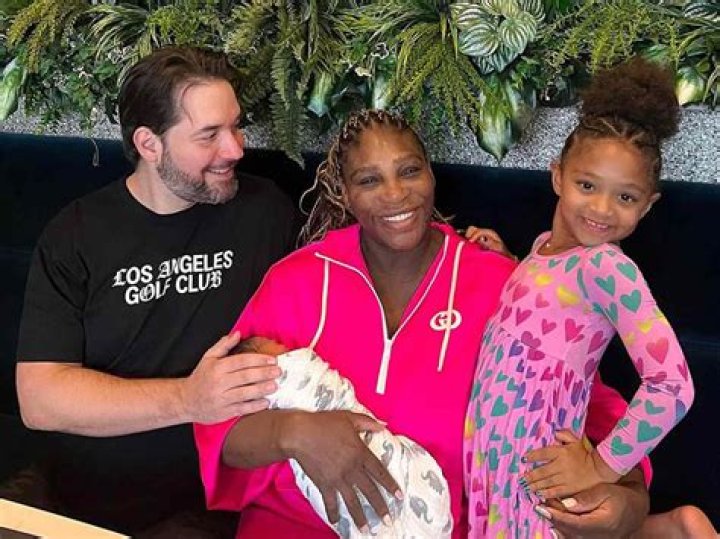 No, Nischelle Turner Is Not Pregnant: Everything On Her Husband And Children