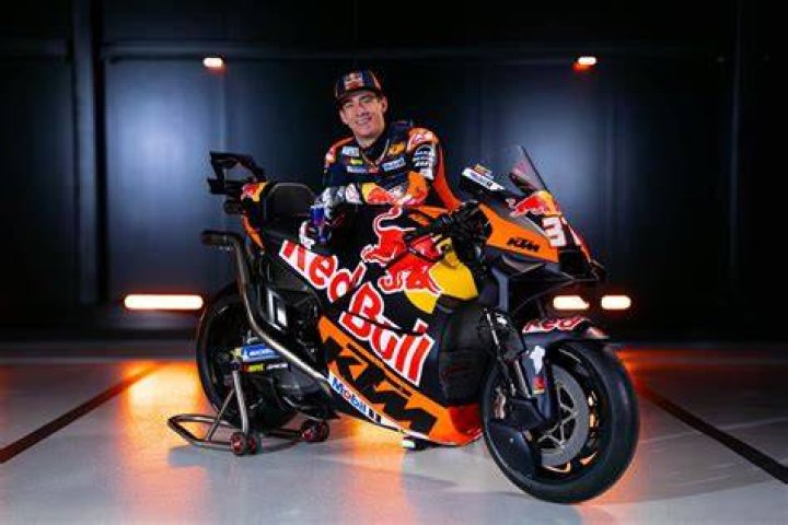 Pedro Acosta Moto3: Everything On His Parents & Girlfriend – Wikipedia