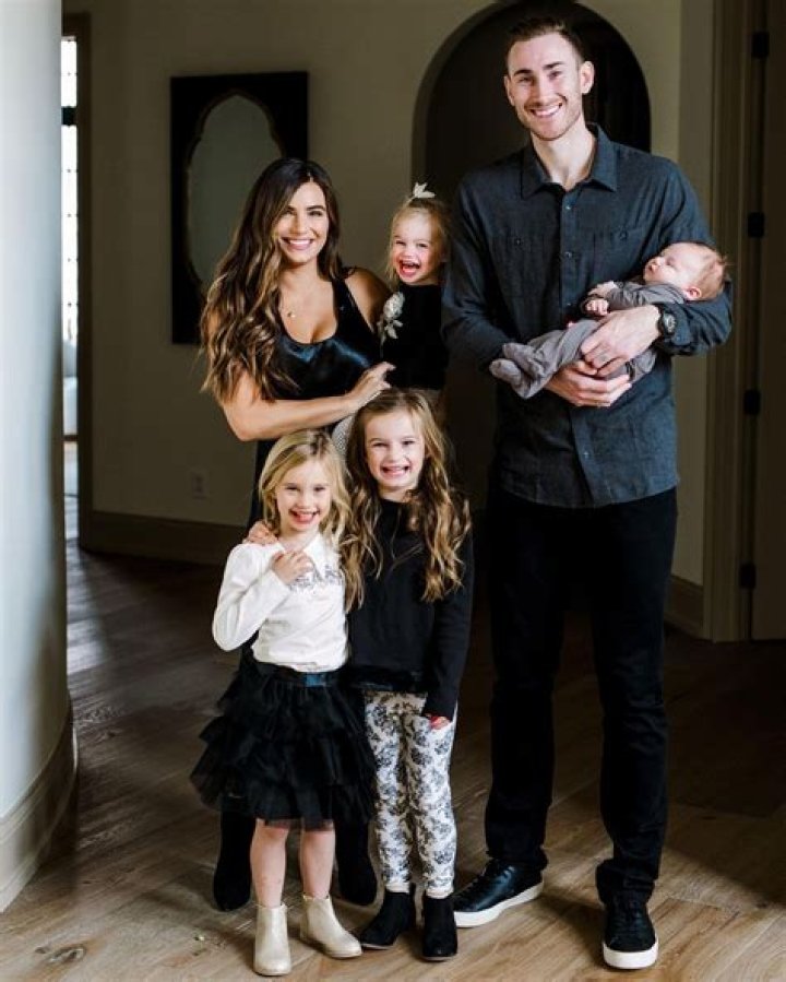 Robyn Hayward Is A Basketball Wife Who Is Married To Gordon Hayward And Have Beautiful Daughter Nora Mae Hayward