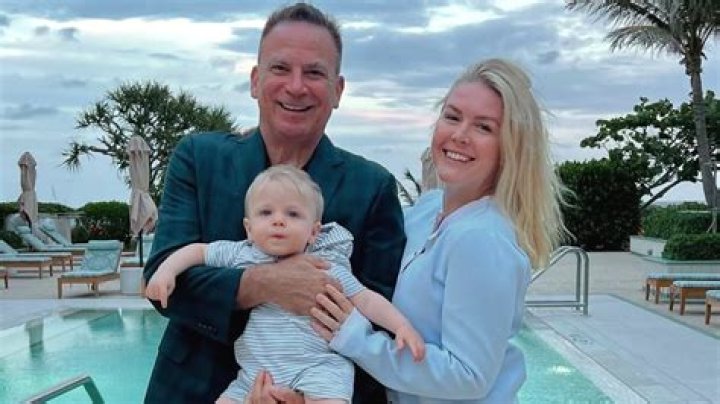 Who Is MSNBC Chris Jansing Husband Robert Jansing? Explore Age Gap And Net Worth And Details